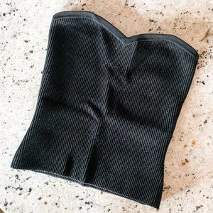 Babaton Ribbed Sweetheart Strapless Top